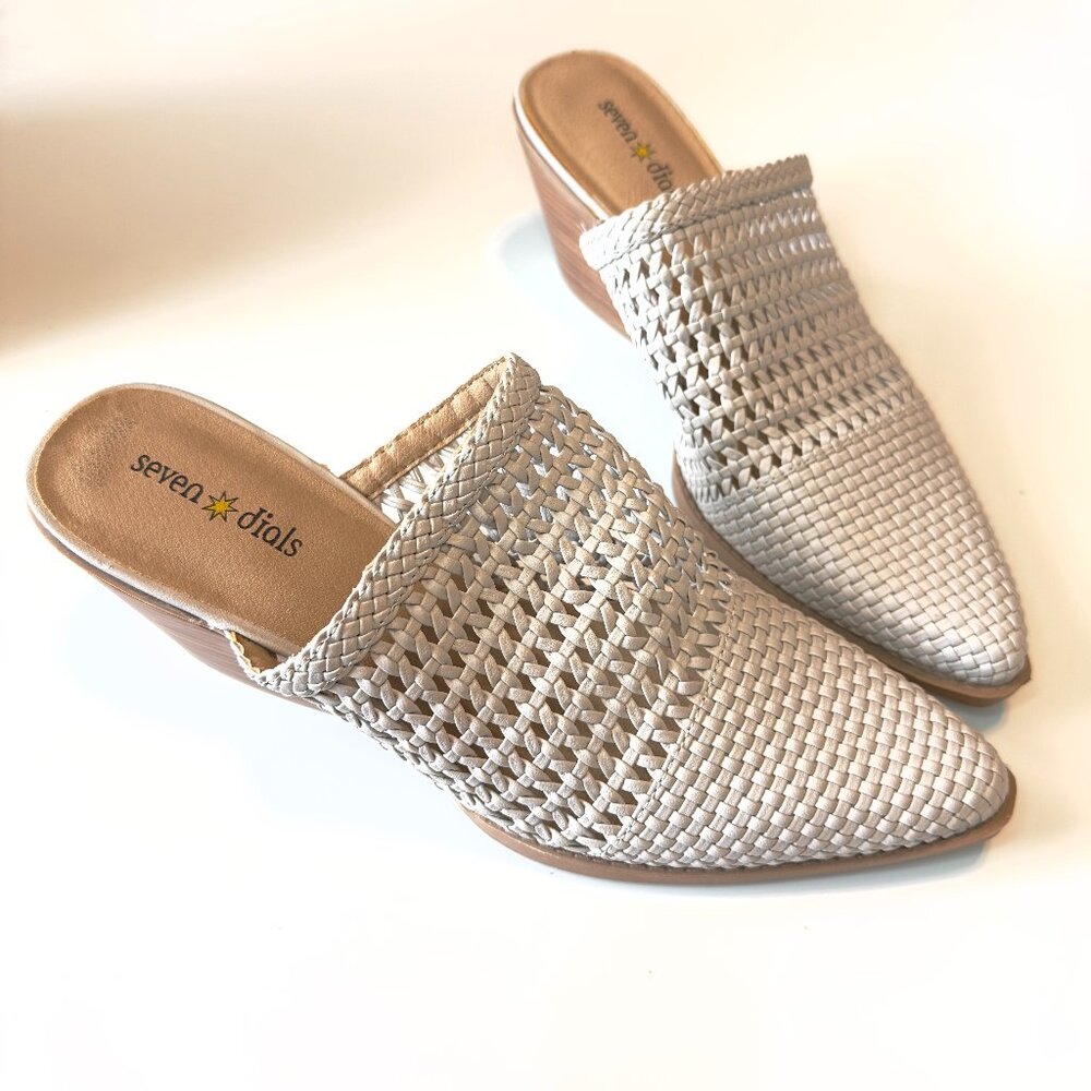 Women's Woven Heeled Mule Shoe Size 10 Cream Beige
